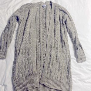 Like new - vici long knitted cardigan